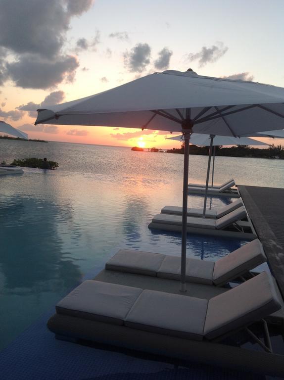 Mayan Islands Resort: Luxury Villas San Pedro  Exteriör bild